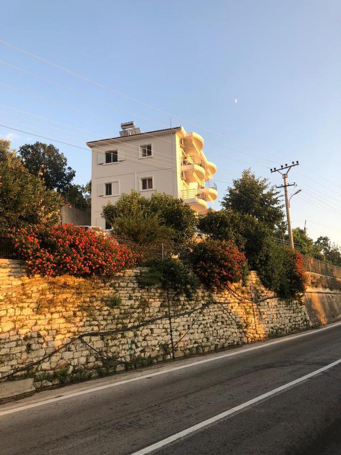 Apartments Vila Emiliano Борш Екстериор снимка