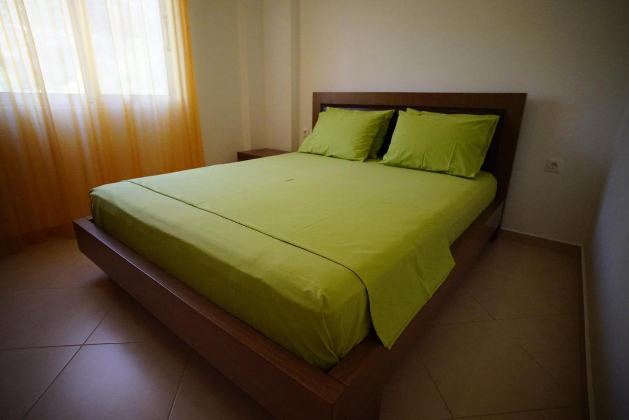 Apartments Vila Emiliano Борш Екстериор снимка